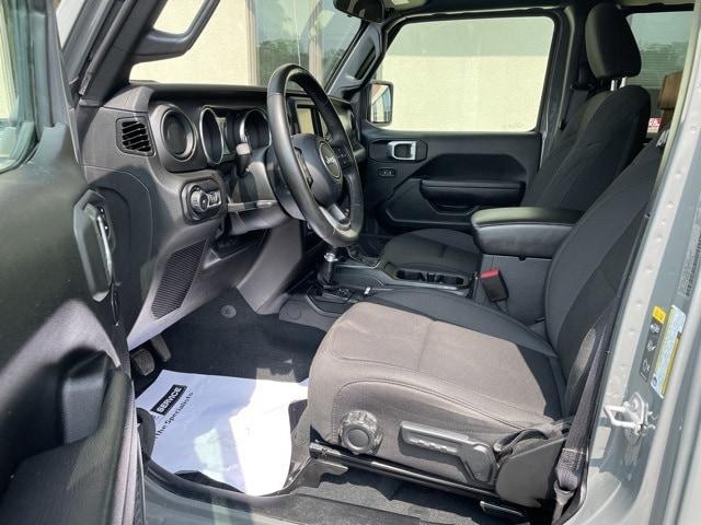 used 2022 Jeep Wrangler Unlimited car, priced at $33,995
