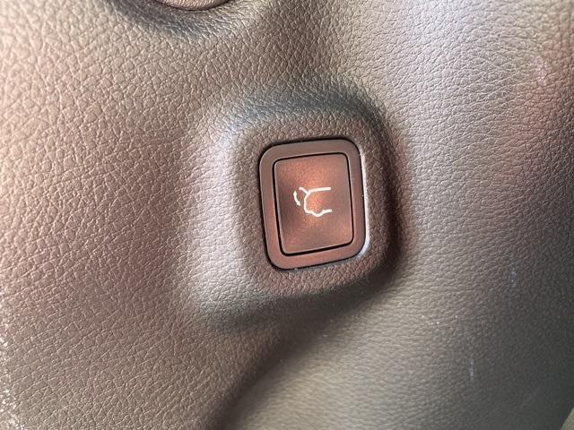 used 2022 Jeep Compass car, priced at $24,995