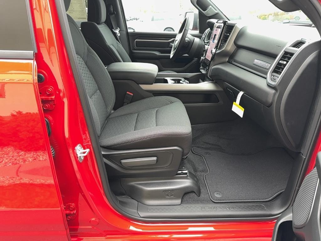 new 2025 Ram 1500 car, priced at $44,132