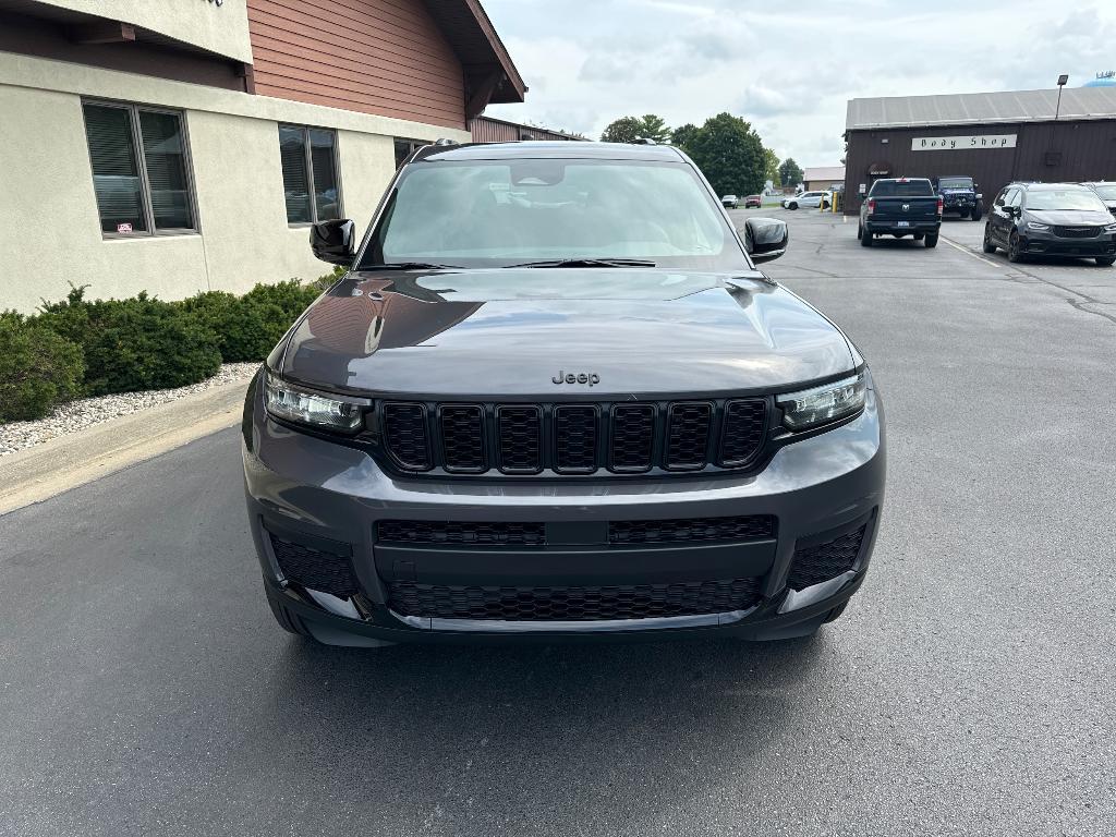 new 2024 Jeep Grand Cherokee L car, priced at $42,459