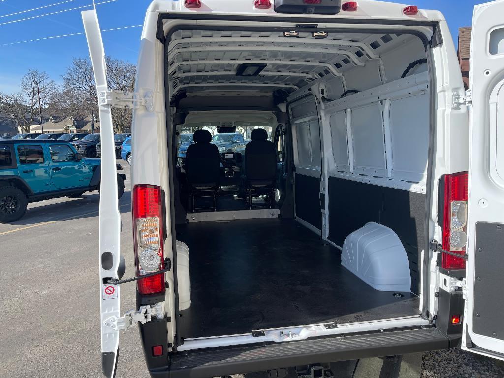 new 2025 Ram ProMaster 2500 car, priced at $53,280