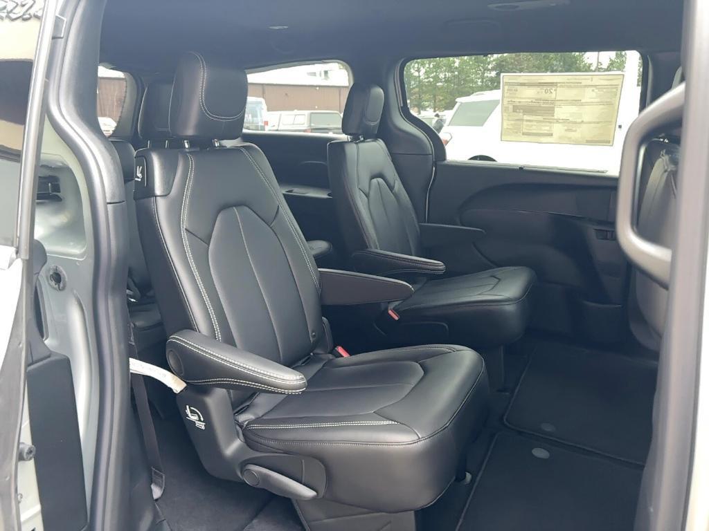 new 2026 Chrysler Pacifica car, priced at $42,211