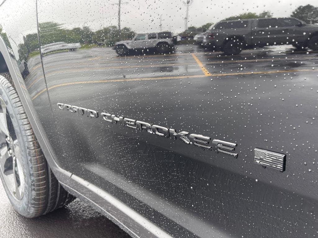 new 2025 Jeep Grand Cherokee L car, priced at $44,884
