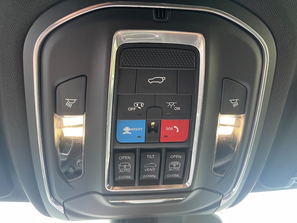 new 2025 Jeep Grand Cherokee L car, priced at $44,884