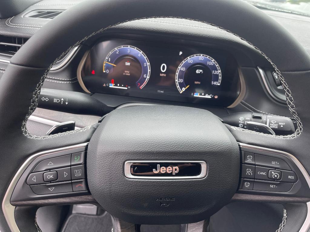 new 2025 Jeep Grand Cherokee L car, priced at $44,884
