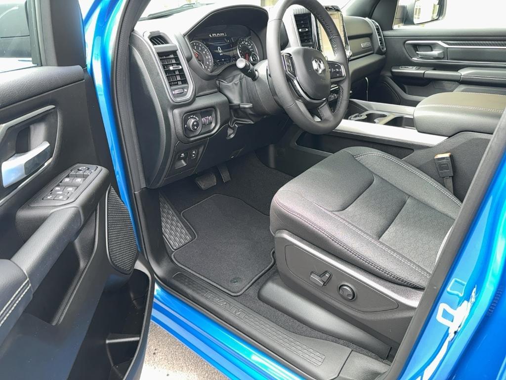 new 2025 Ram 1500 car, priced at $48,877