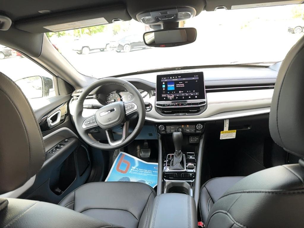 new 2025 Jeep Compass car, priced at $31,398