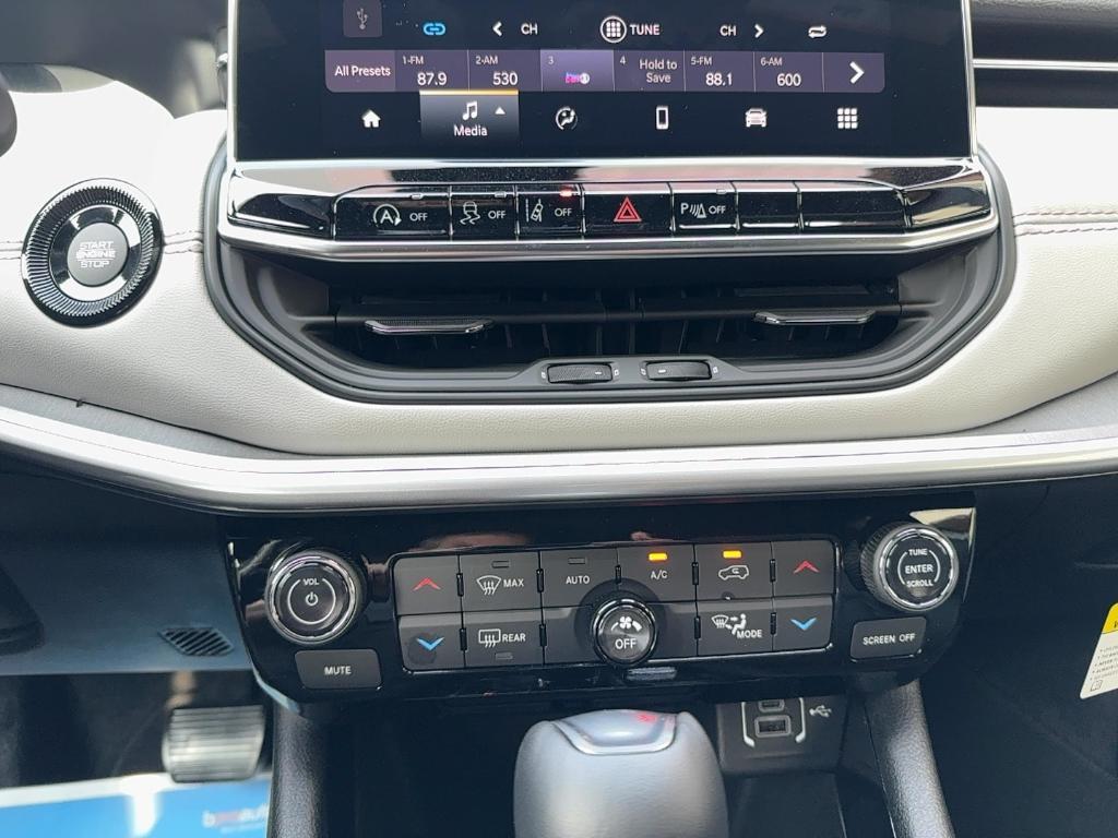 new 2025 Jeep Compass car, priced at $31,398