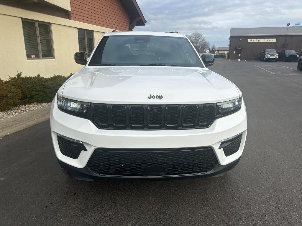 new 2024 Jeep Grand Cherokee car