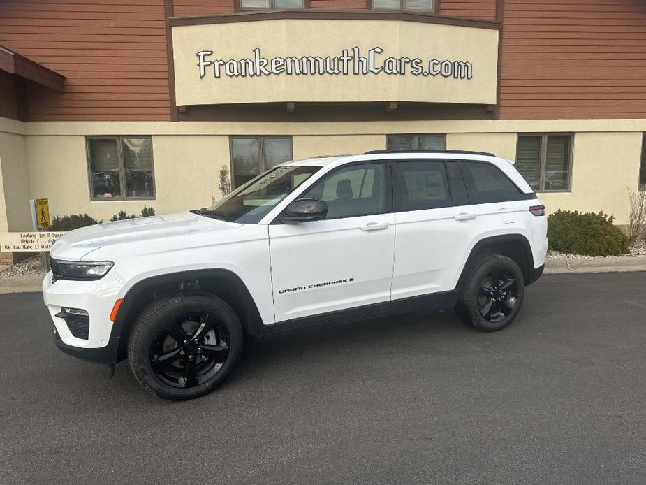 new 2024 Jeep Grand Cherokee car