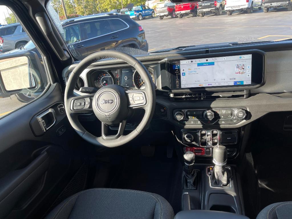 new 2025 Jeep Gladiator car, priced at $45,003