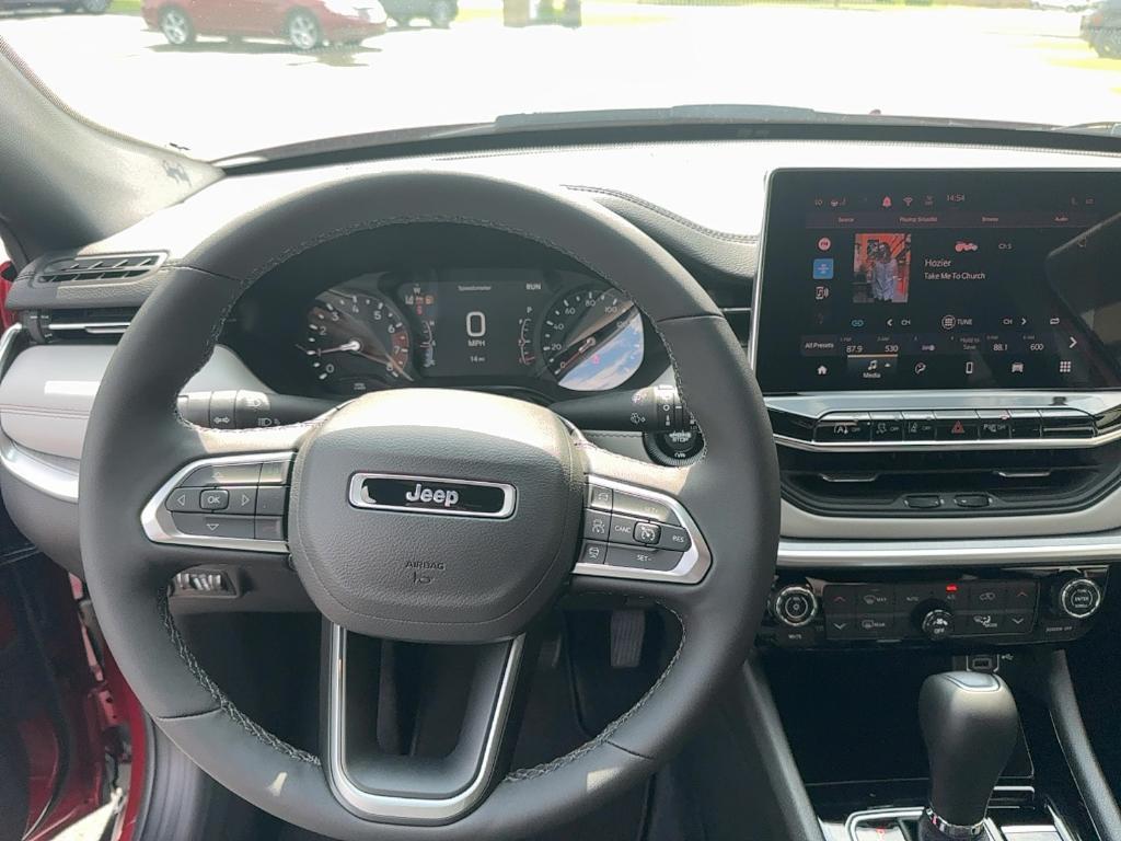 new 2025 Jeep Compass car, priced at $31,993
