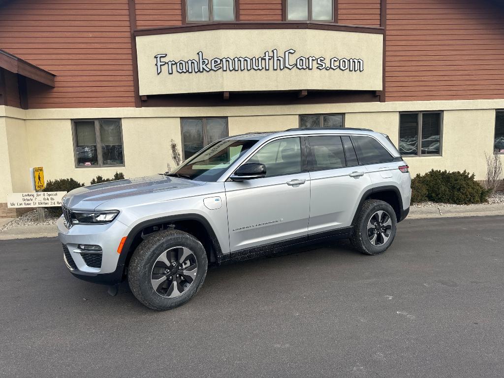 new 2025 Jeep Grand Cherokee 4xe car, priced at $52,244