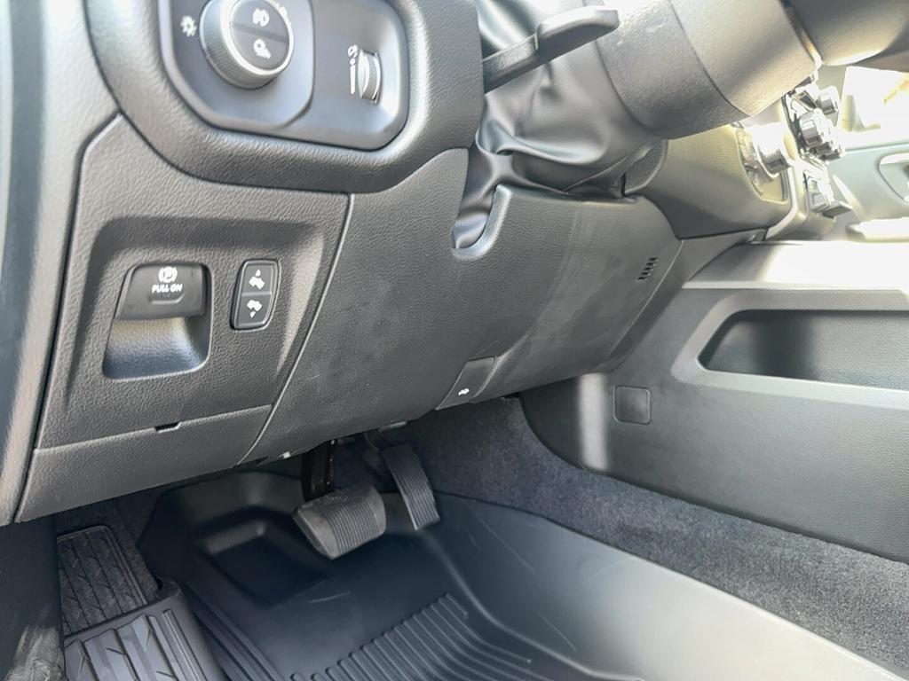new 2025 Ram 1500 car, priced at $42,838