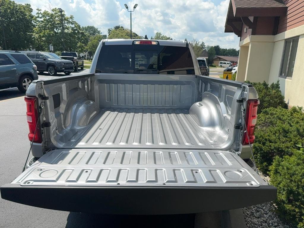 new 2025 Ram 1500 car, priced at $42,838