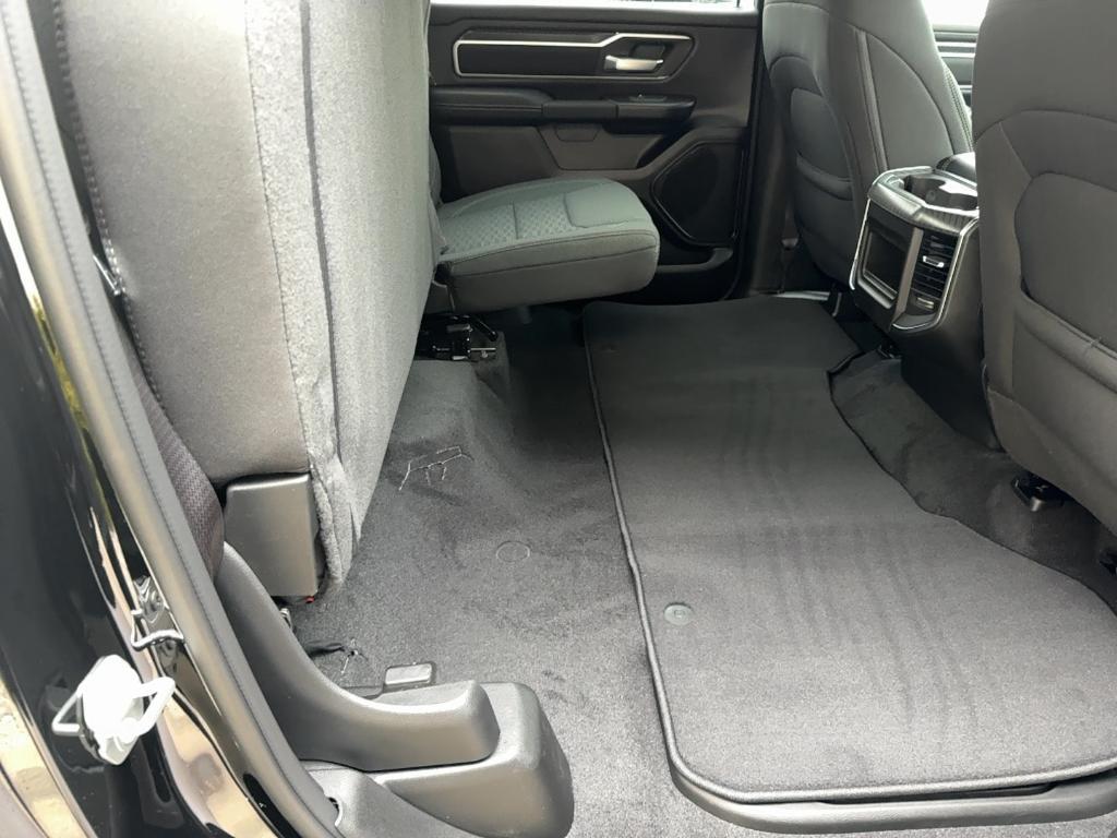 new 2025 Ram 1500 car, priced at $46,662