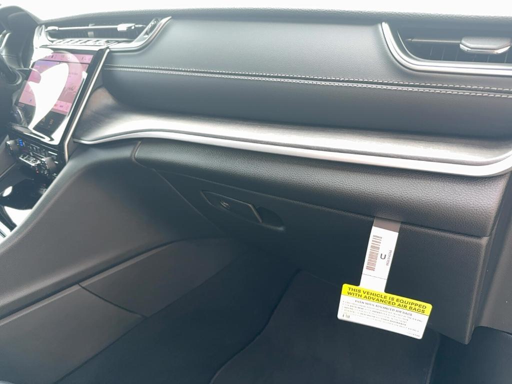 new 2025 Jeep Grand Cherokee car, priced at $54,405
