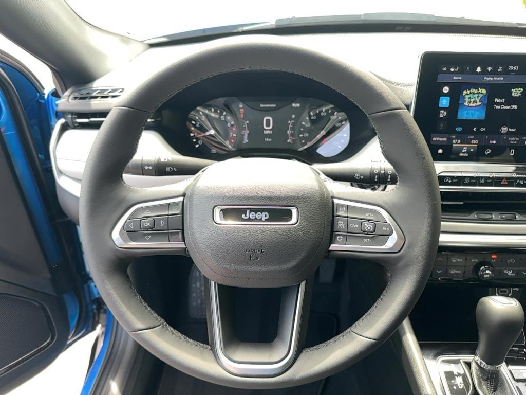 new 2025 Jeep Compass car, priced at $32,993
