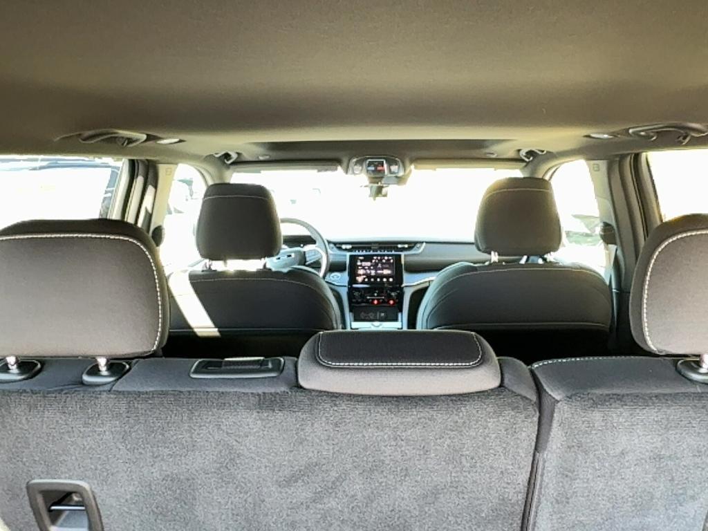 new 2025 Jeep Grand Cherokee car, priced at $41,772
