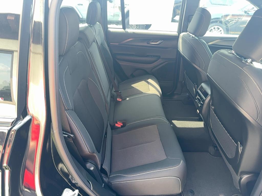 new 2025 Jeep Grand Cherokee car, priced at $36,420