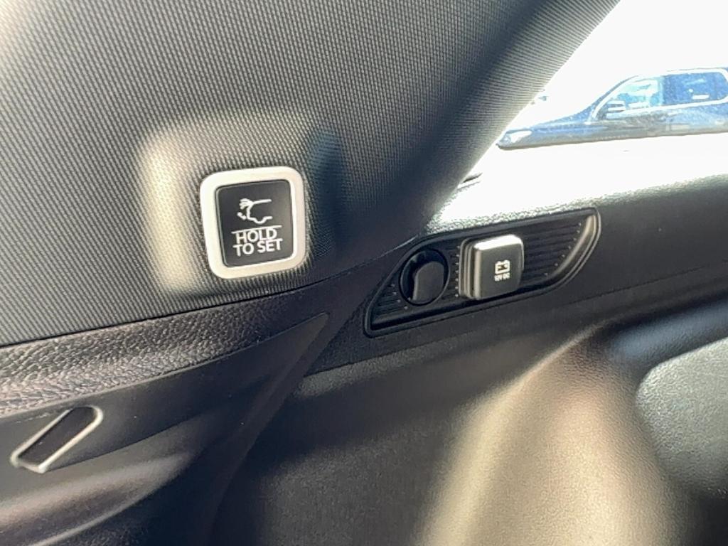 new 2025 Jeep Grand Cherokee car, priced at $49,666