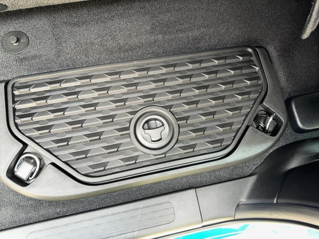 new 2025 Ram 1500 car, priced at $51,353