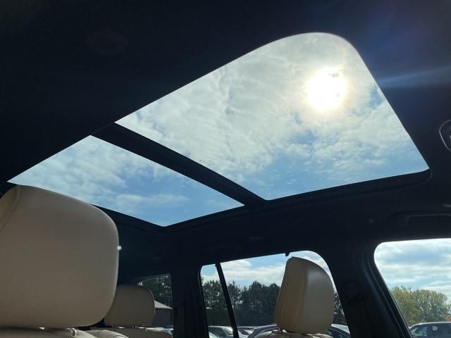 used 2024 Jeep Grand Cherokee car, priced at $35,995