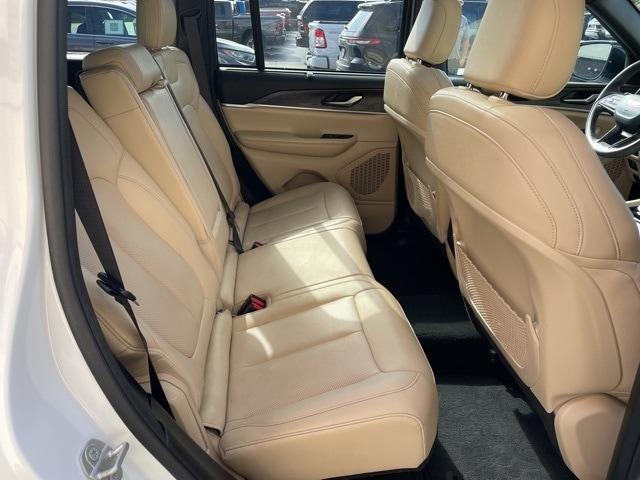 used 2024 Jeep Grand Cherokee car, priced at $35,995