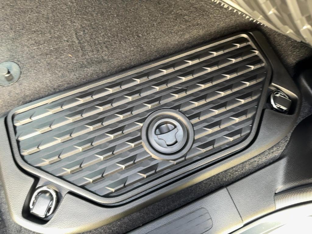 new 2025 Ram 1500 car, priced at $42,992