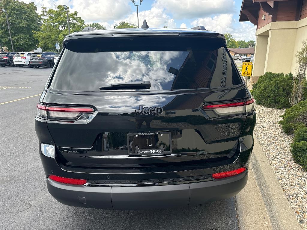 new 2024 Jeep Grand Cherokee L car, priced at $43,720