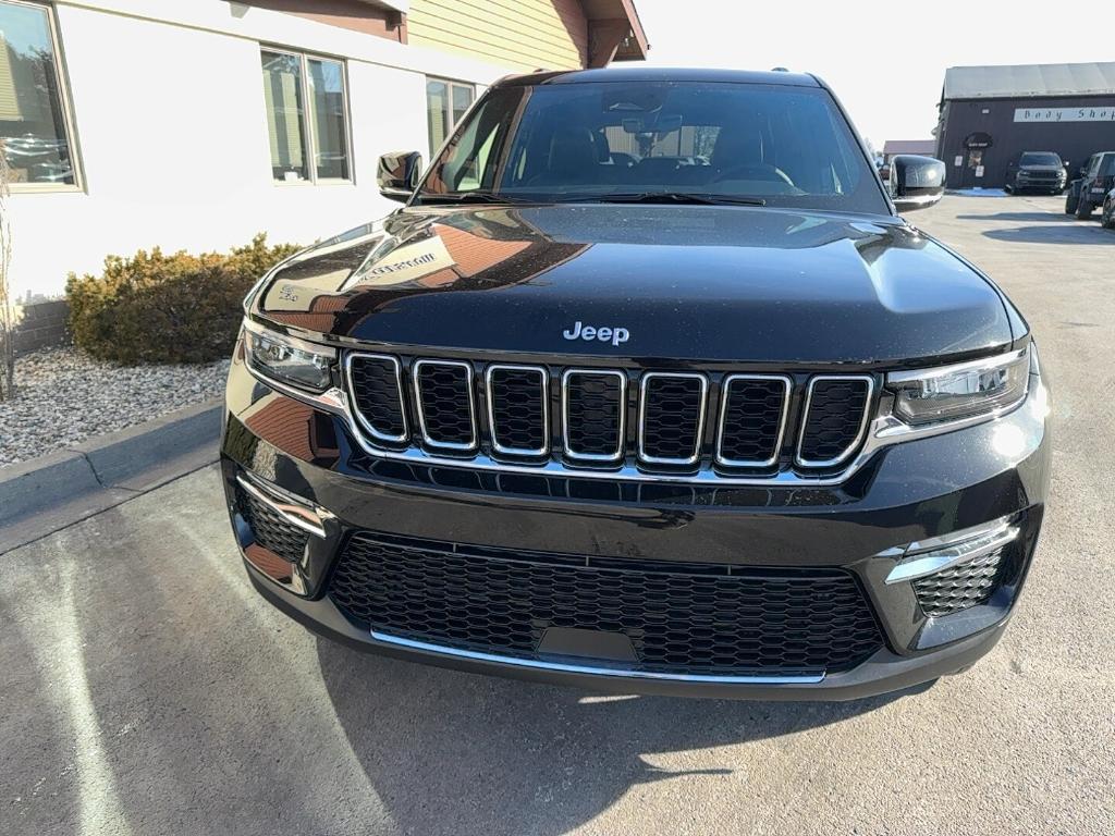 new 2025 Jeep Grand Cherokee 4xe car, priced at $54,152