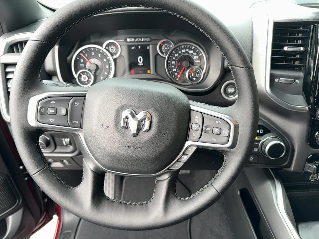 new 2025 Ram 1500 car, priced at $43,662