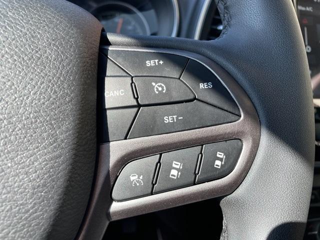 used 2022 Jeep Cherokee car, priced at $25,555