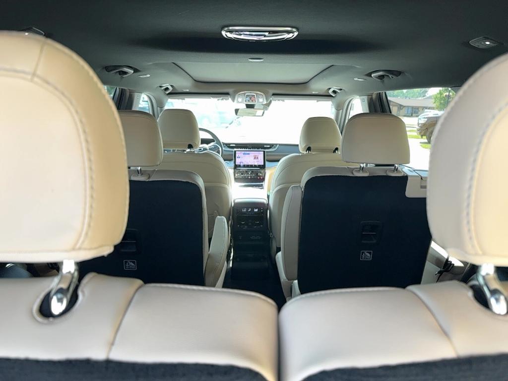new 2025 Jeep Grand Cherokee L car, priced at $48,437