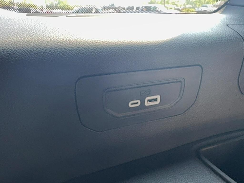 new 2025 Jeep Grand Cherokee L car, priced at $48,437