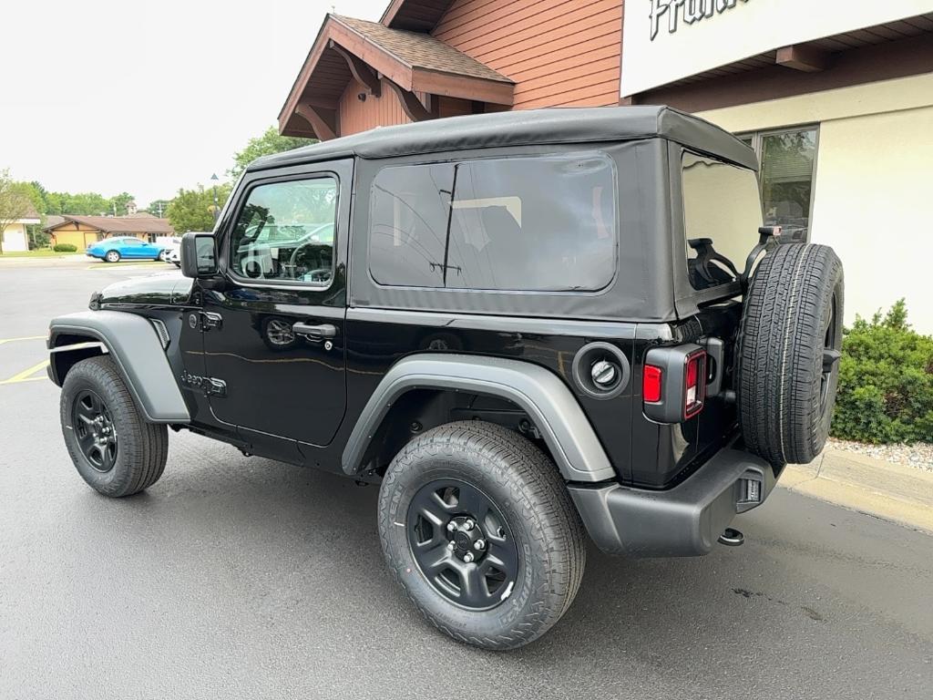 new 2025 Jeep Wrangler car, priced at $34,758