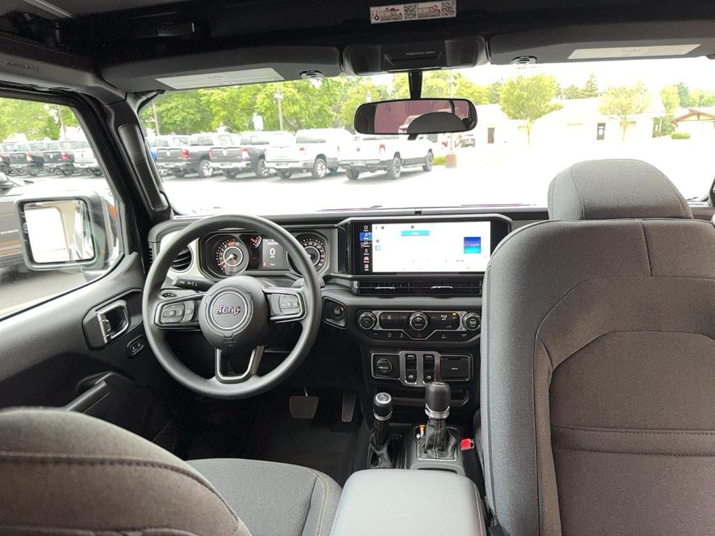 new 2025 Jeep Wrangler car, priced at $34,758