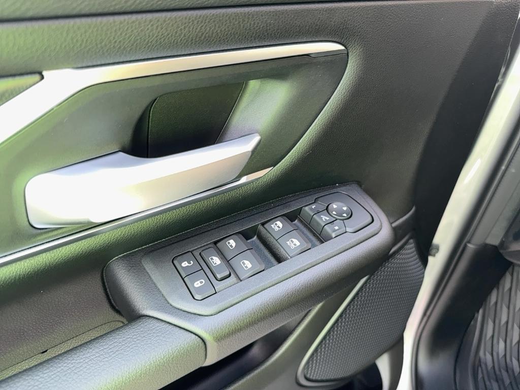 new 2025 Ram 1500 car, priced at $41,604