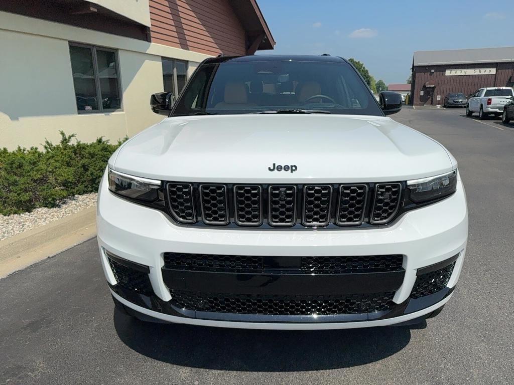 new 2025 Jeep Grand Cherokee L car, priced at $67,326