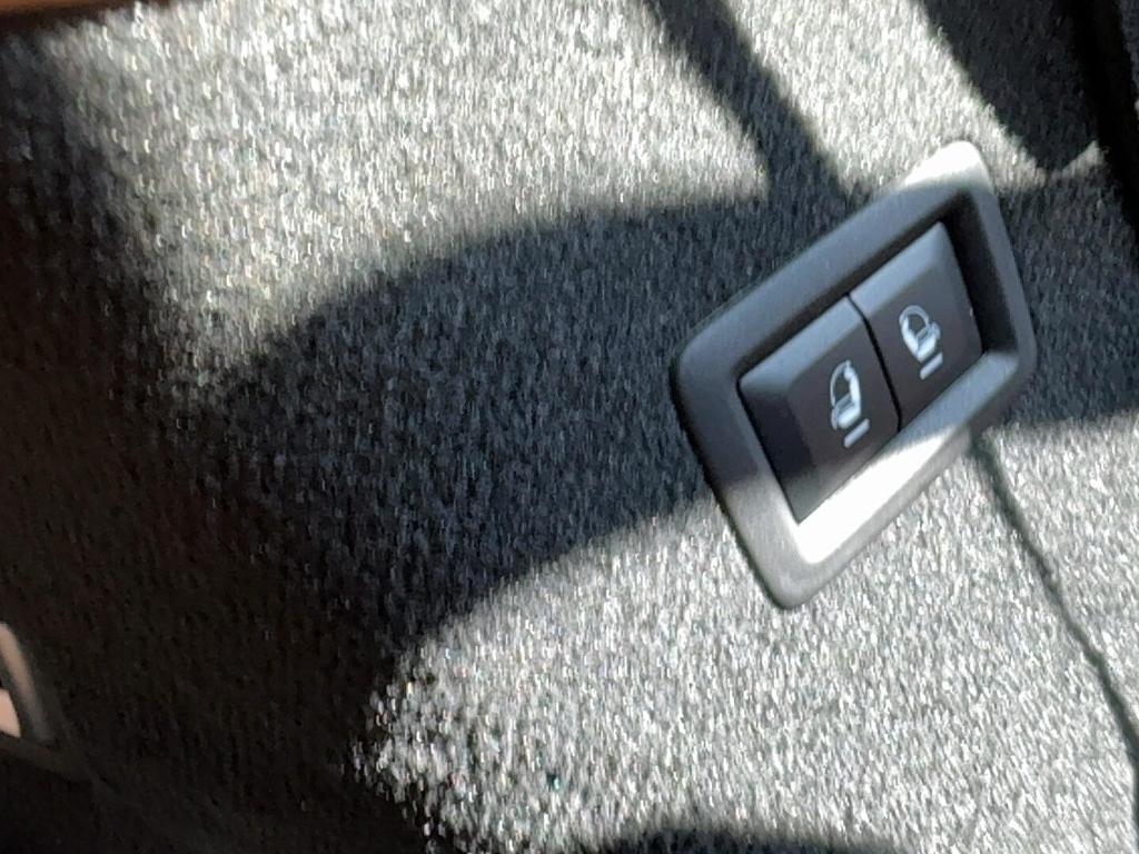 new 2025 Jeep Grand Cherokee L car, priced at $67,326