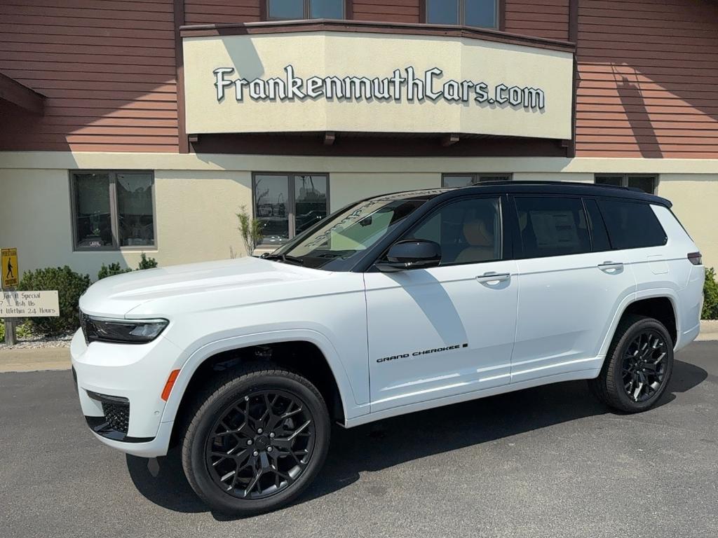 new 2025 Jeep Grand Cherokee L car, priced at $67,326