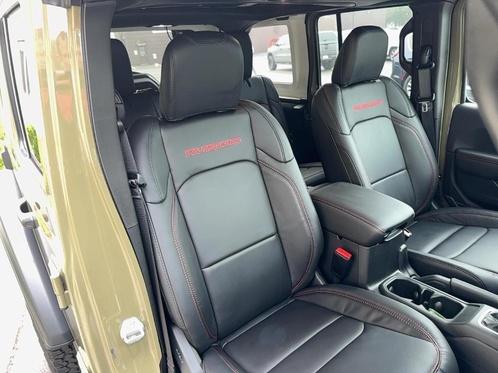 new 2025 Jeep Wrangler car, priced at $62,433