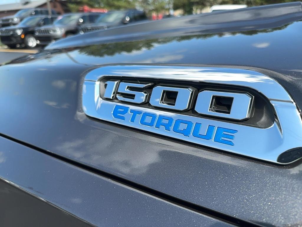 new 2025 Ram 1500 car, priced at $40,604