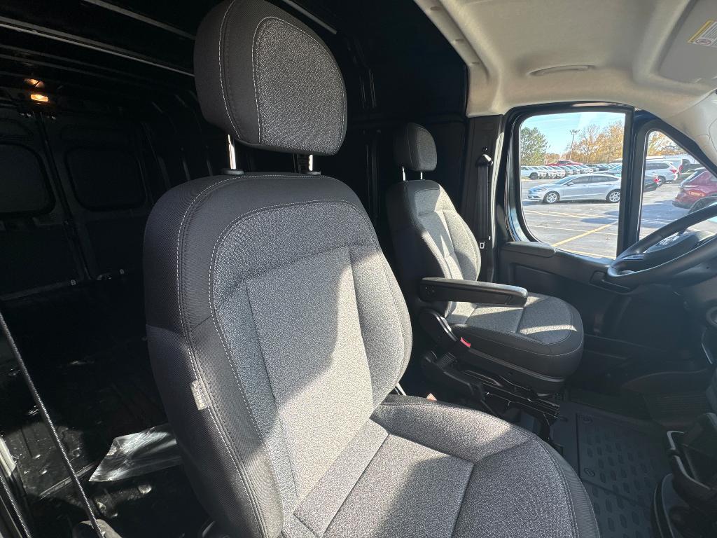 new 2025 Ram ProMaster 3500 car, priced at $56,370