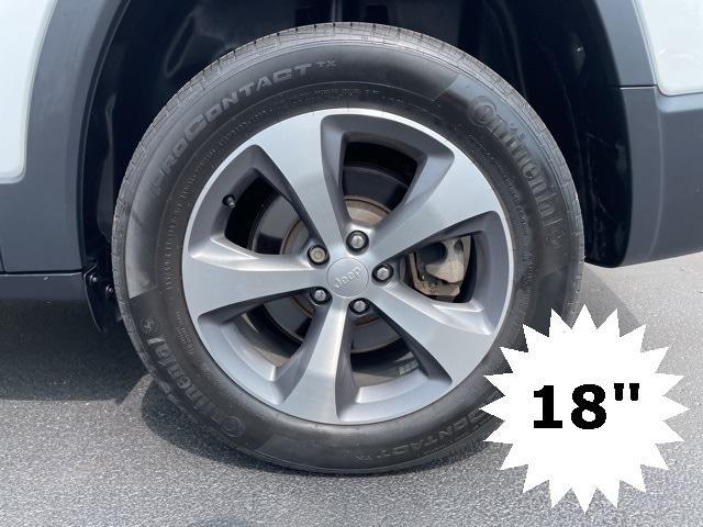used 2022 Jeep Cherokee car, priced at $27,500