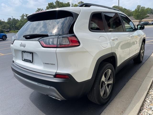 used 2022 Jeep Cherokee car, priced at $27,500