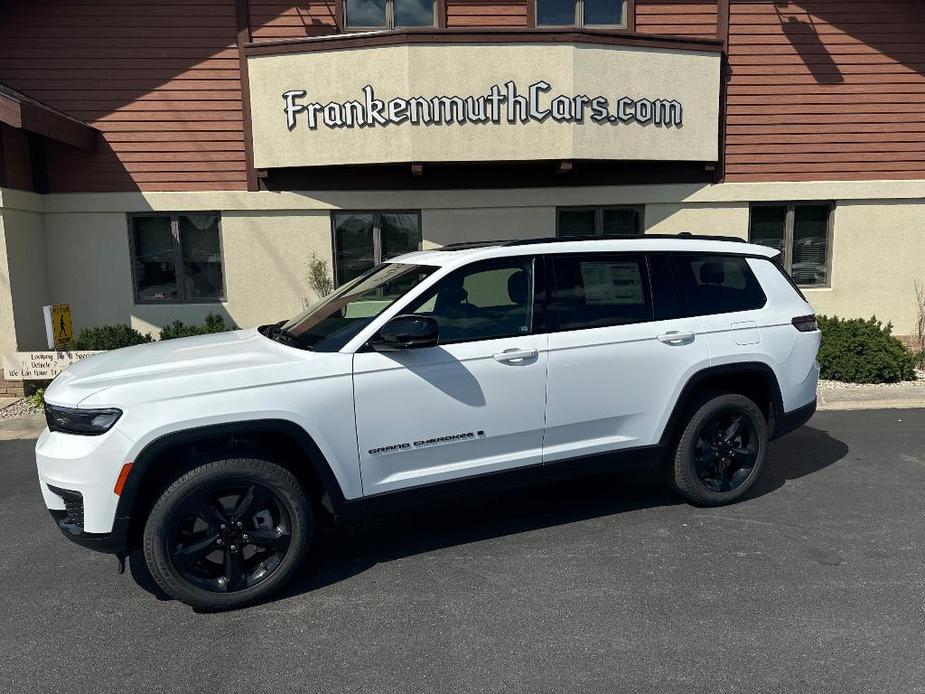 new 2024 Jeep Grand Cherokee L car, priced at $50,997