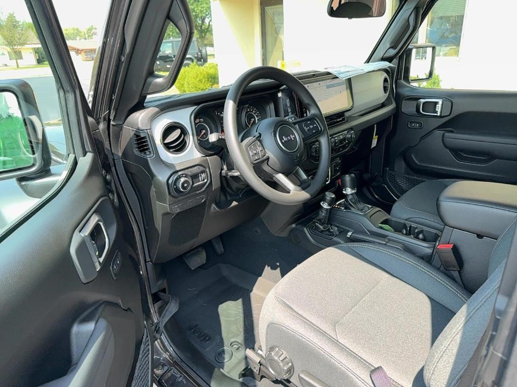 new 2025 Jeep Wrangler car, priced at $31,935