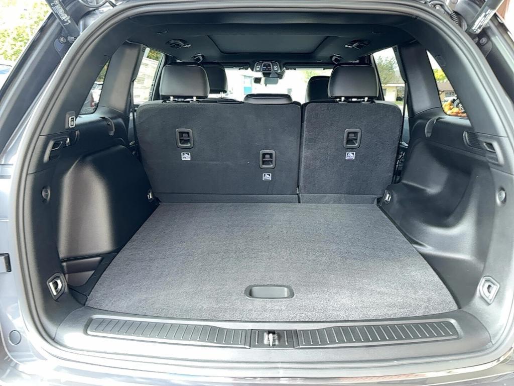 new 2025 Jeep Grand Cherokee car, priced at $43,308
