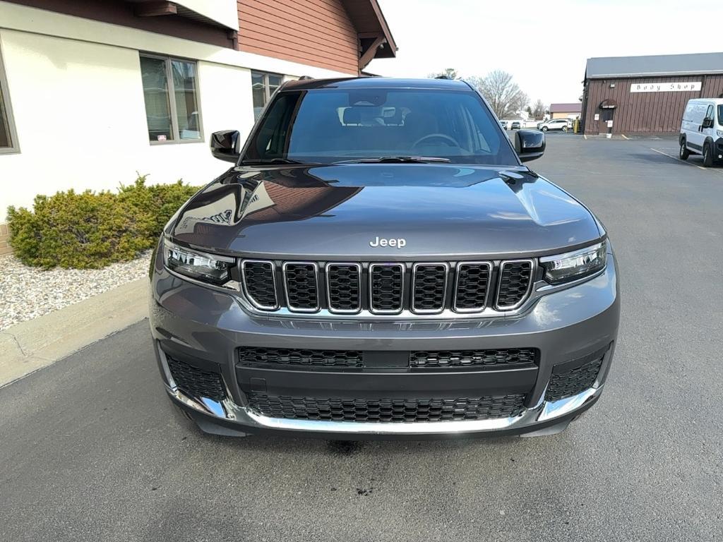 new 2025 Jeep Grand Cherokee L car, priced at $43,224